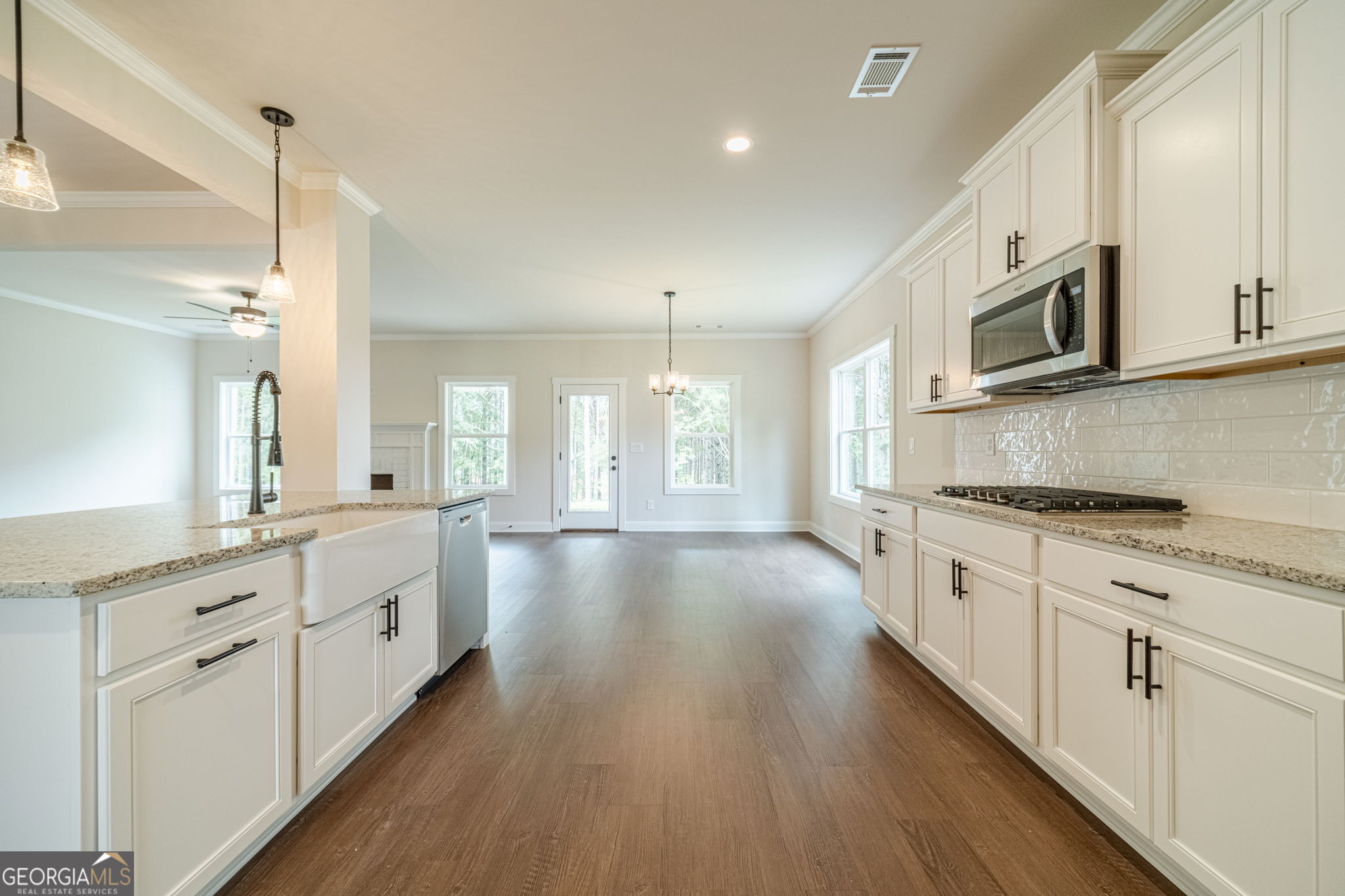 257 Pinewood Property Photo 11