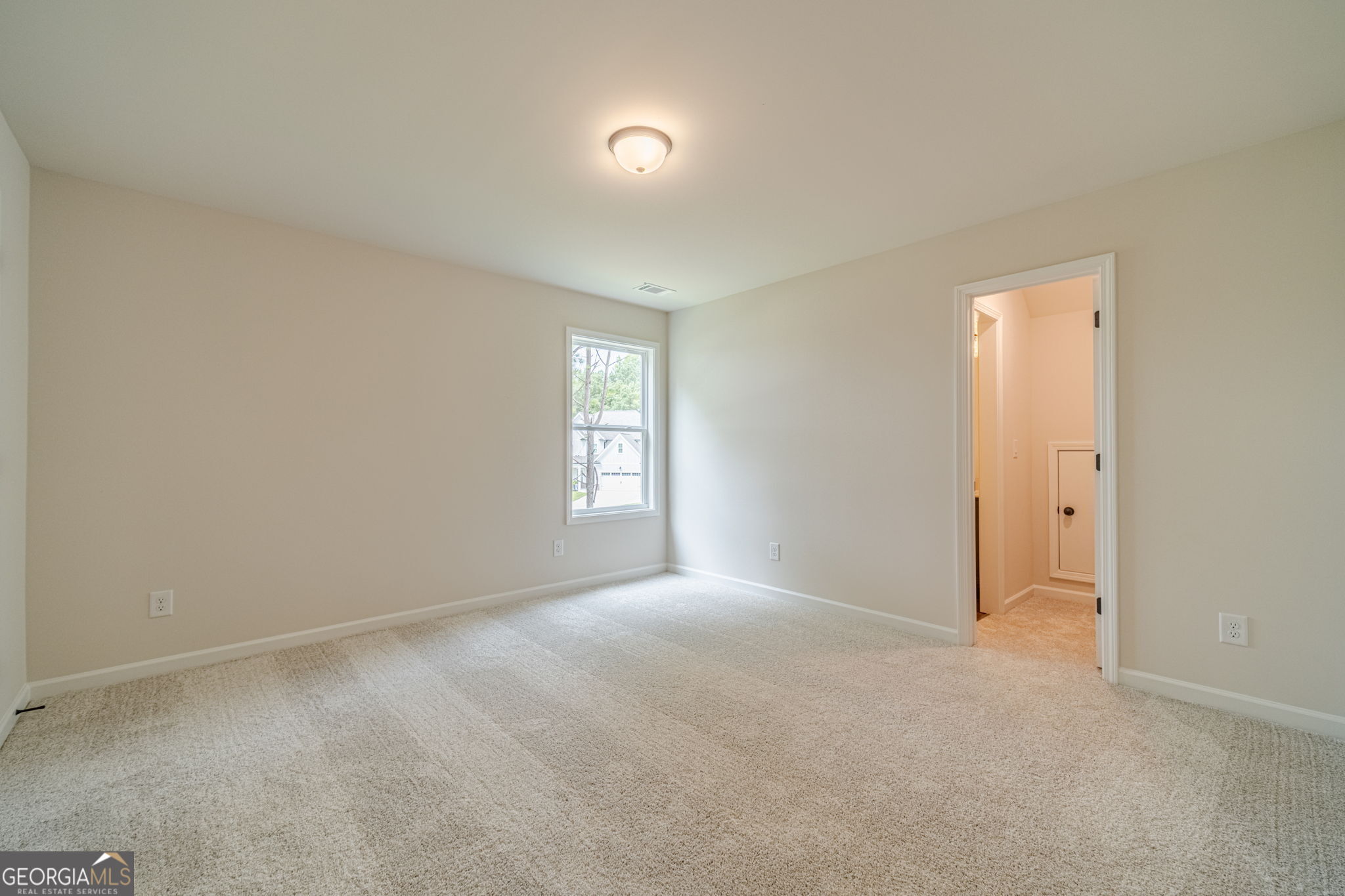257 Pinewood Property Photo 34
