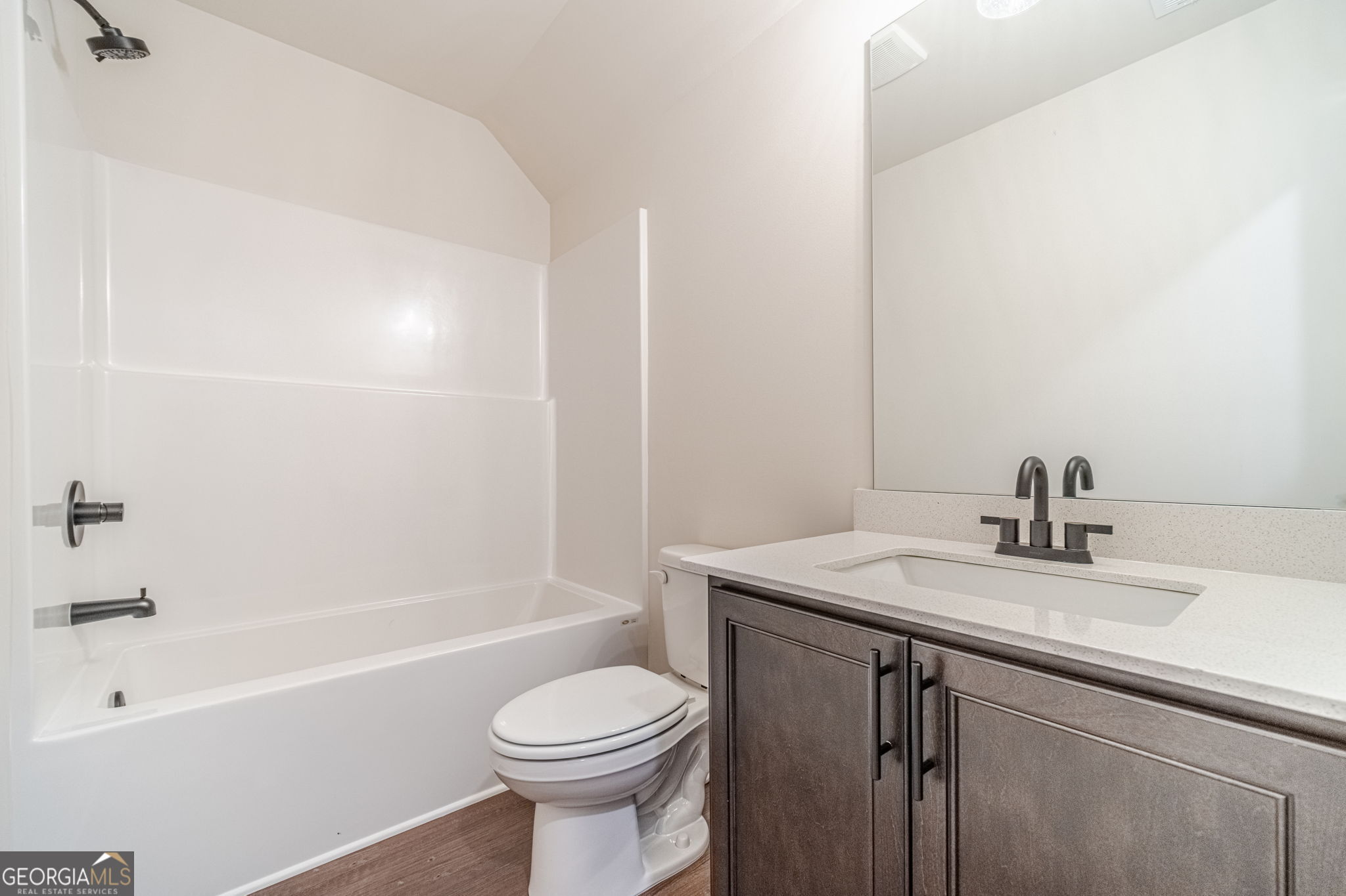 257 Pinewood Property Photo 37