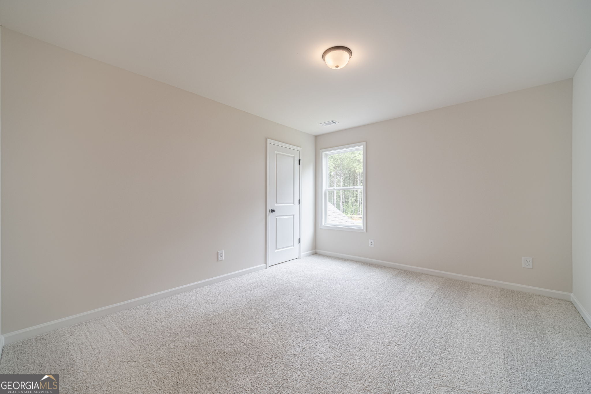 257 Pinewood Property Photo 39
