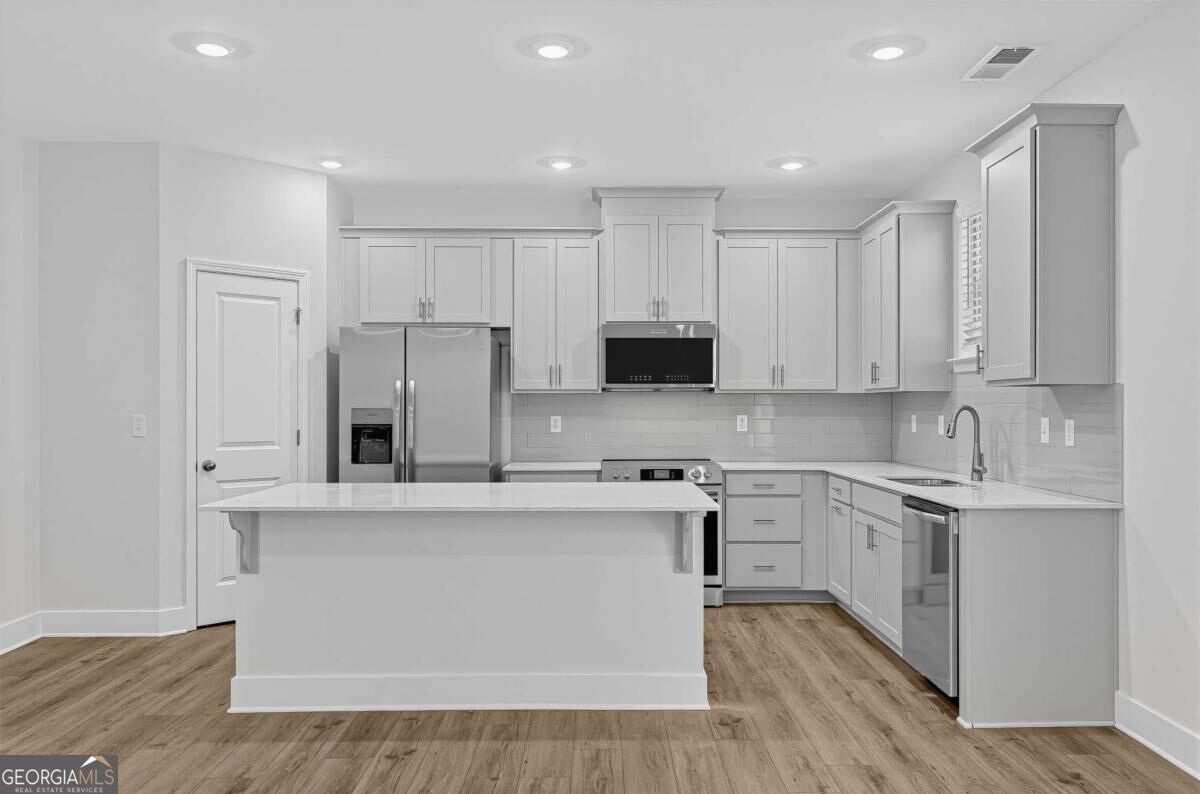 446 Panther Creek Lane Property Photo 13