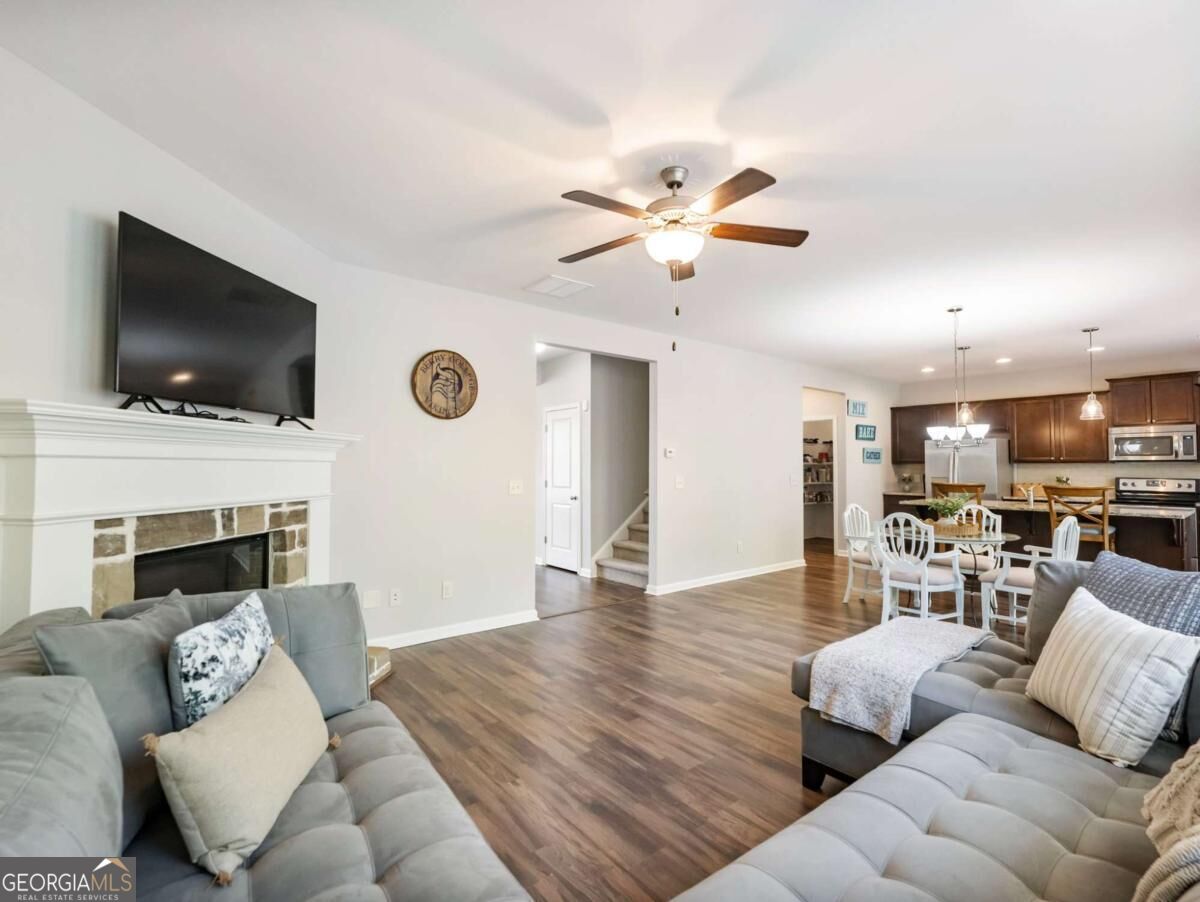 5907 Waterway Place Property Photo 7