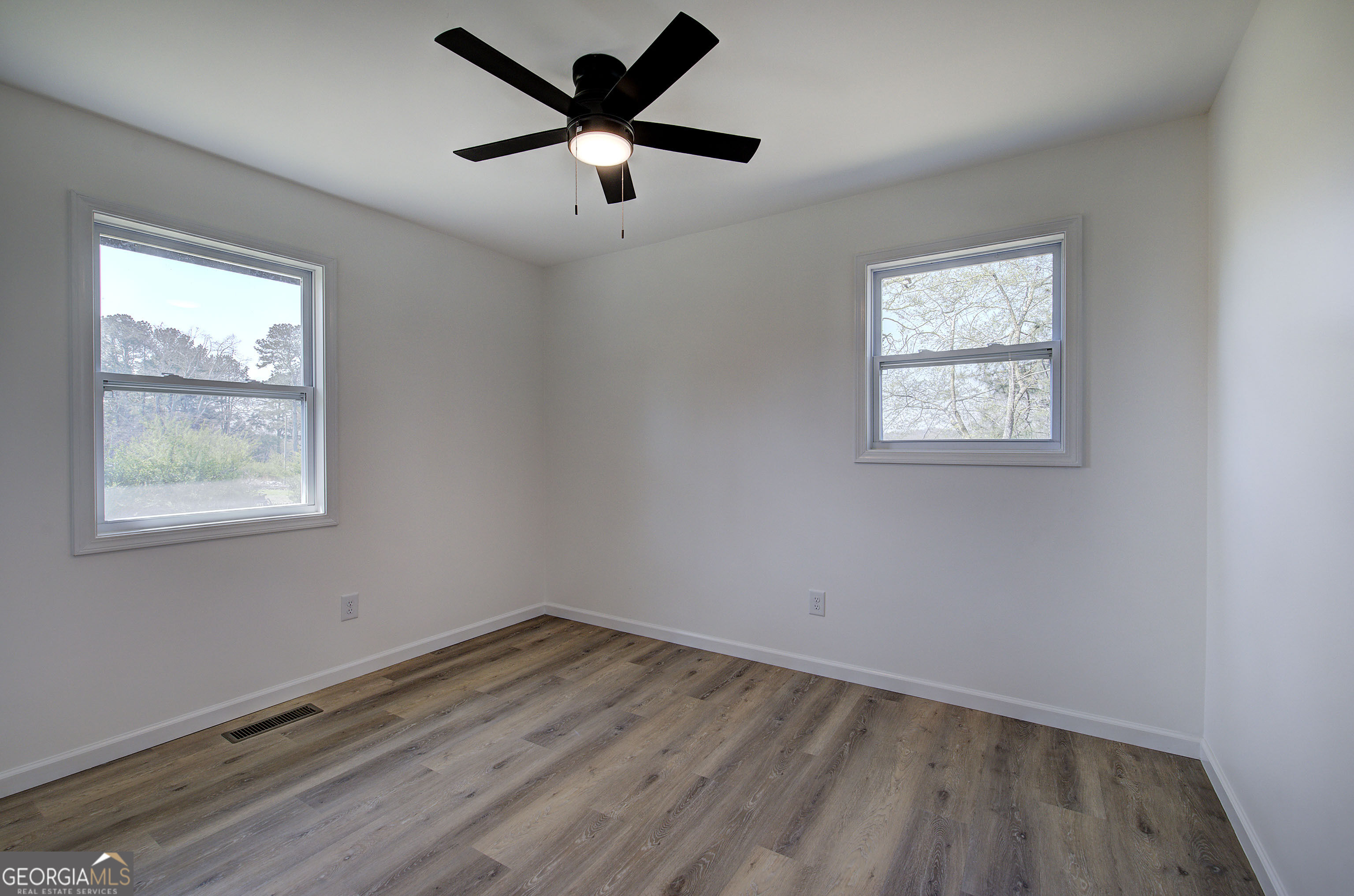 516 Baxter Road Se Property Photo 27