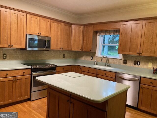 124 Cedar Creek Drive Property Photo 6