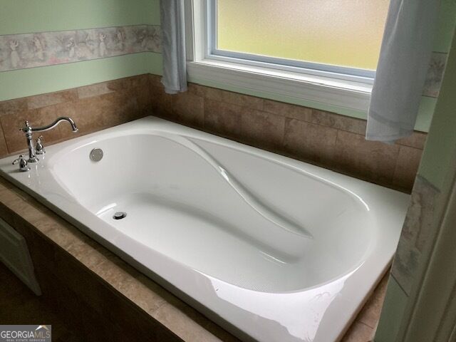 124 Cedar Creek Drive Property Photo 11