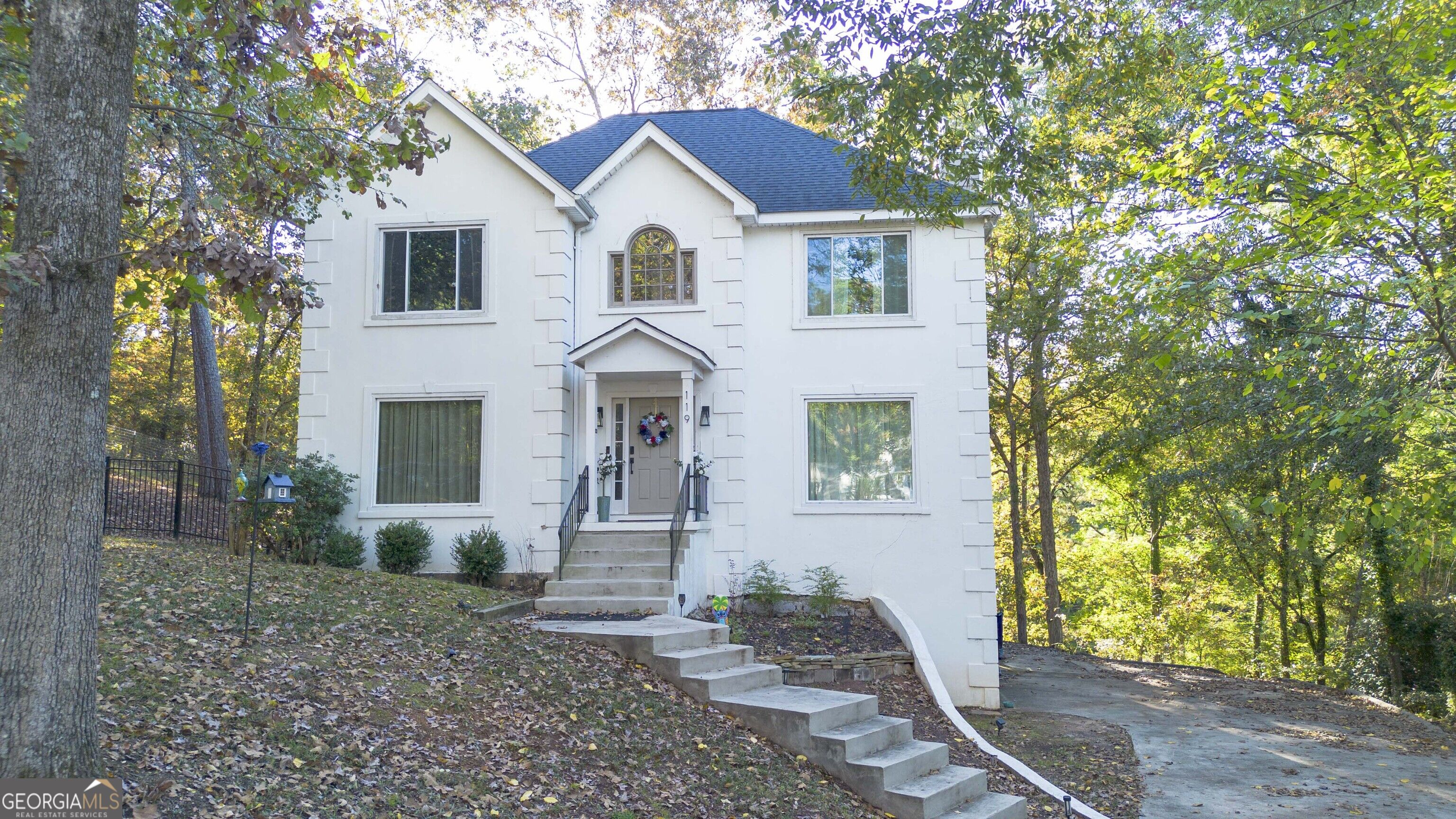 119 Huntington Place Property Photo 1