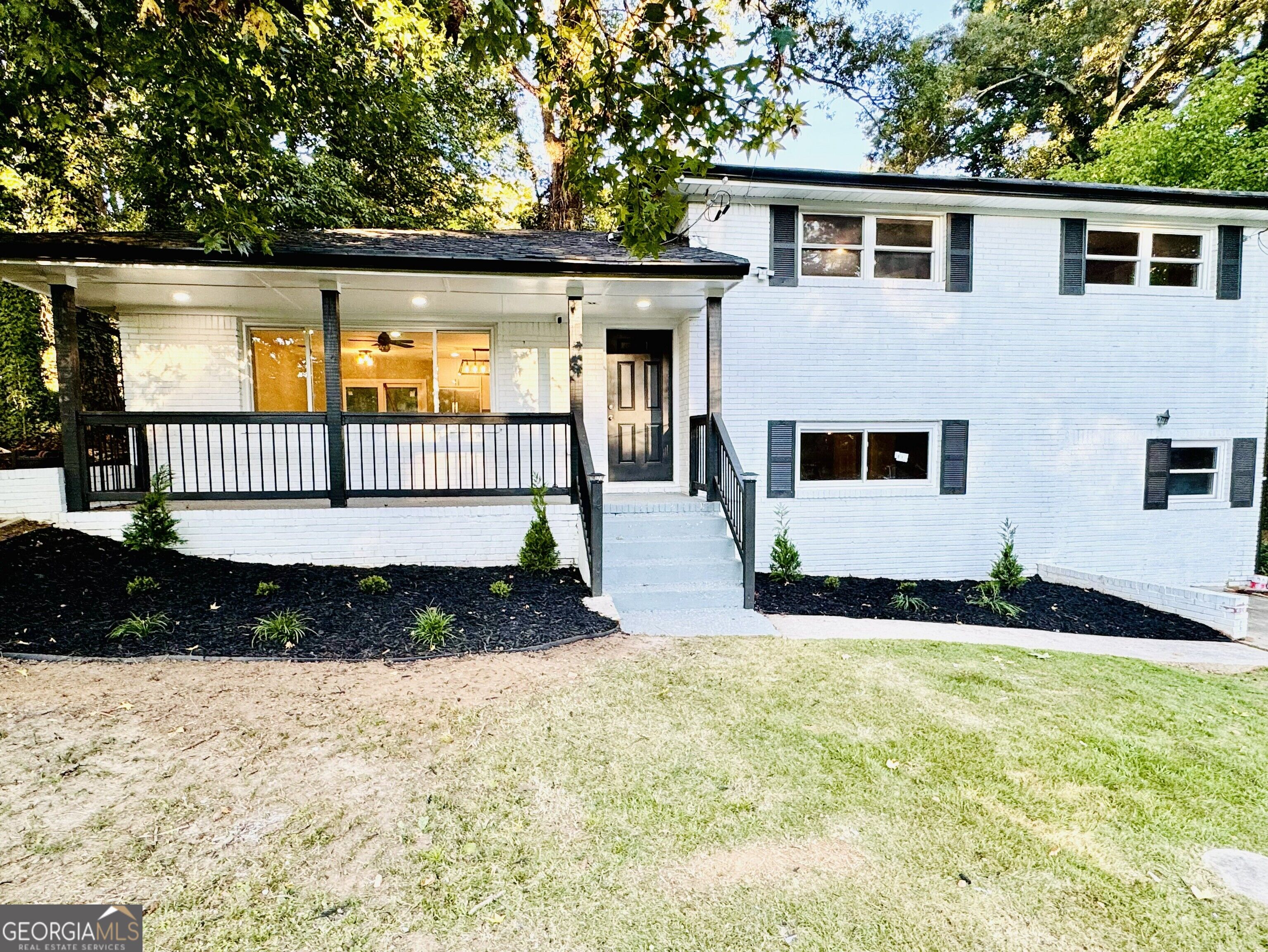 2286 Glendale Drive Property Photo 1