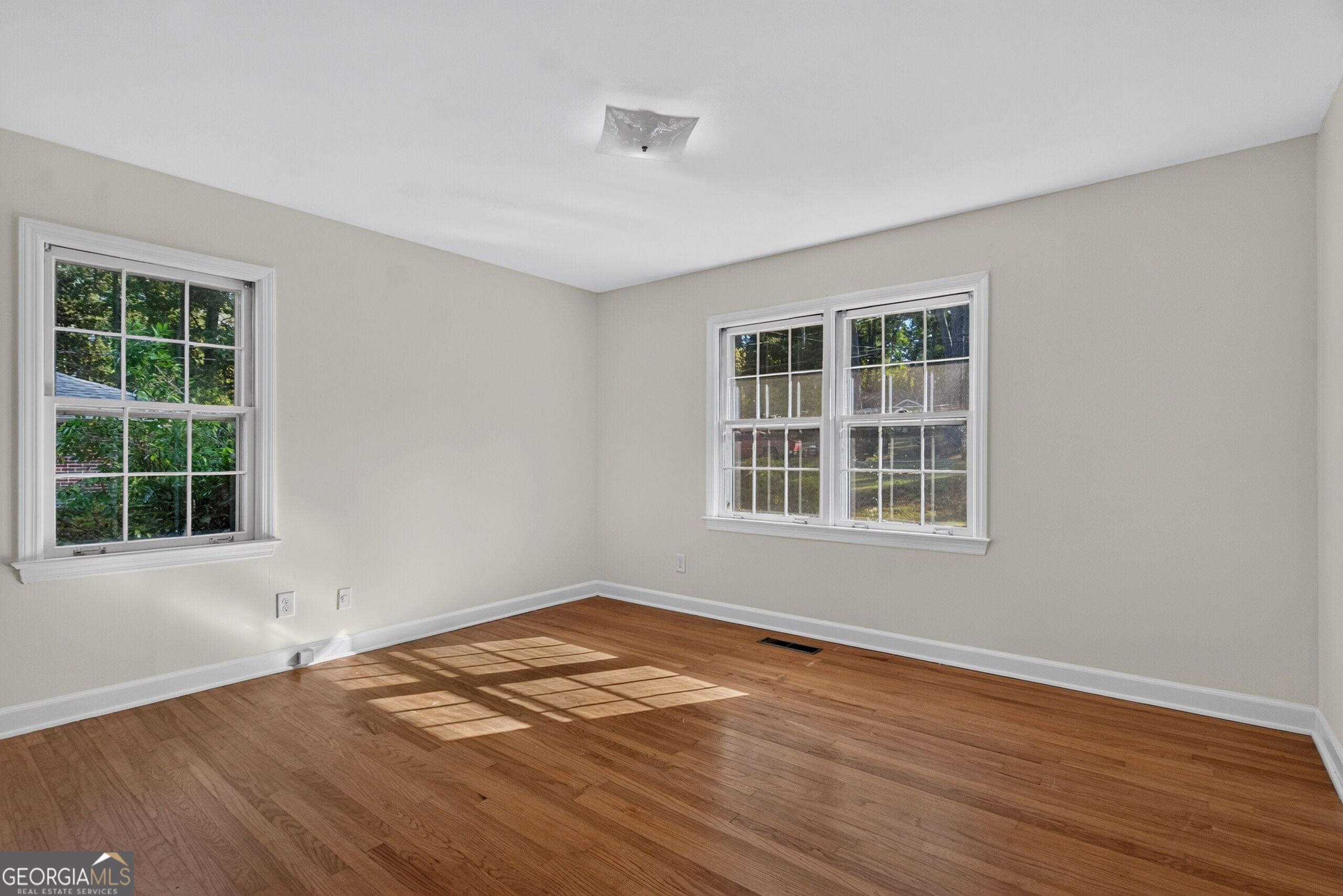 219 Westwood Drive Property Photo 18