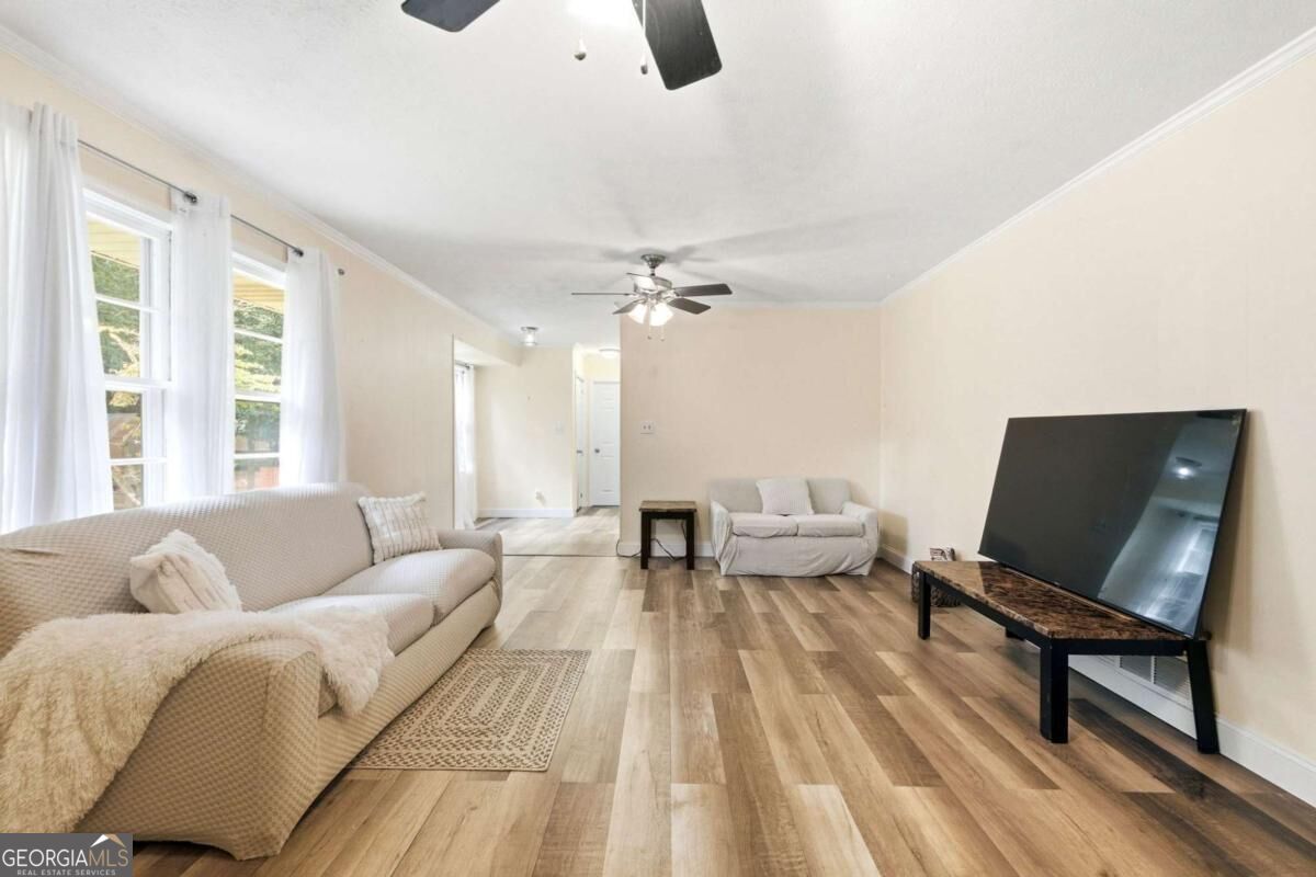 80 Stagecoach Circle Property Photo 3