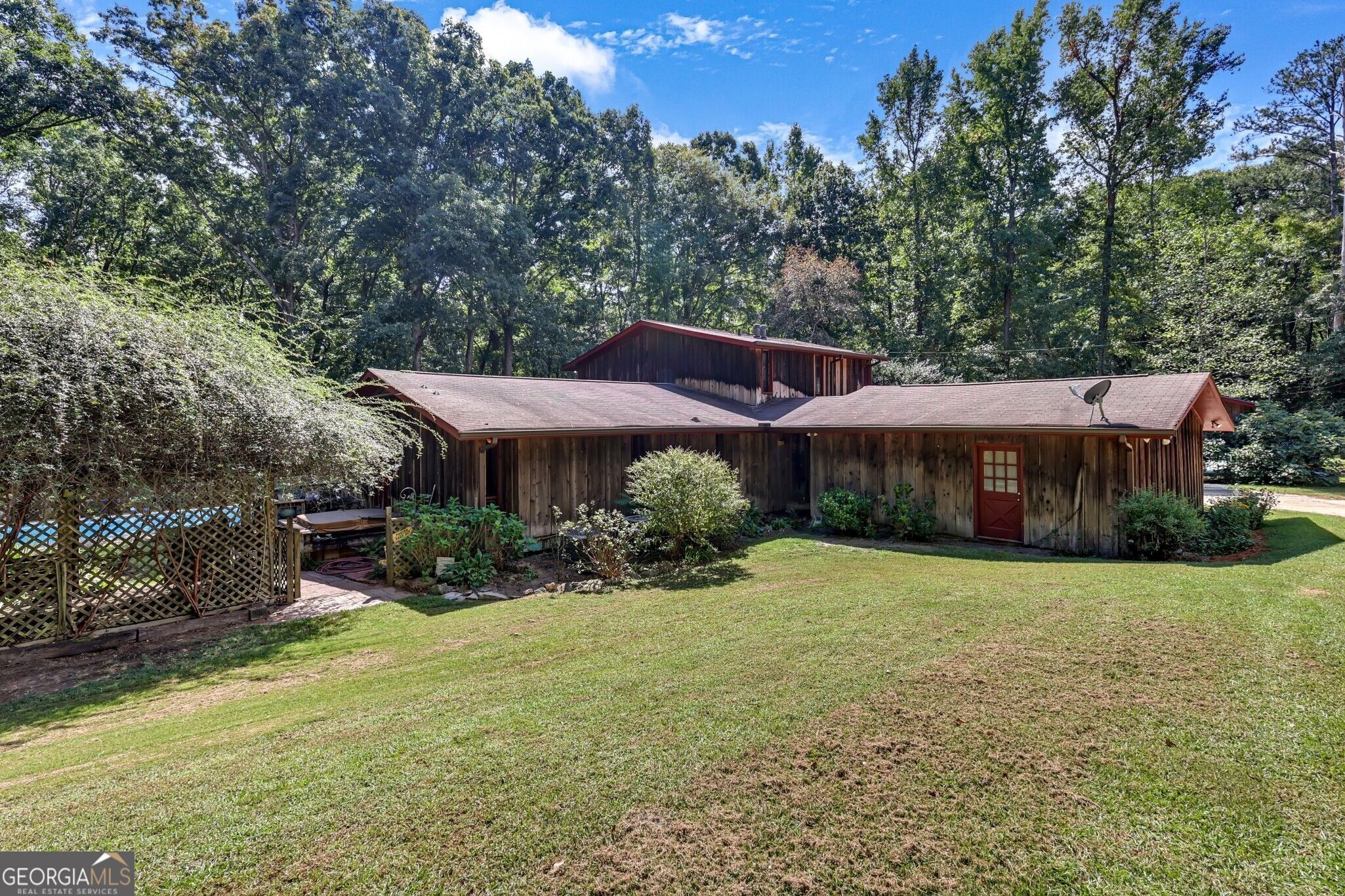 2597 Valleydale Drive Ne Property Photo 1
