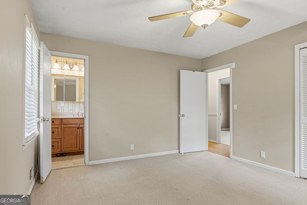 20 Little Valley Road Property Photo 14