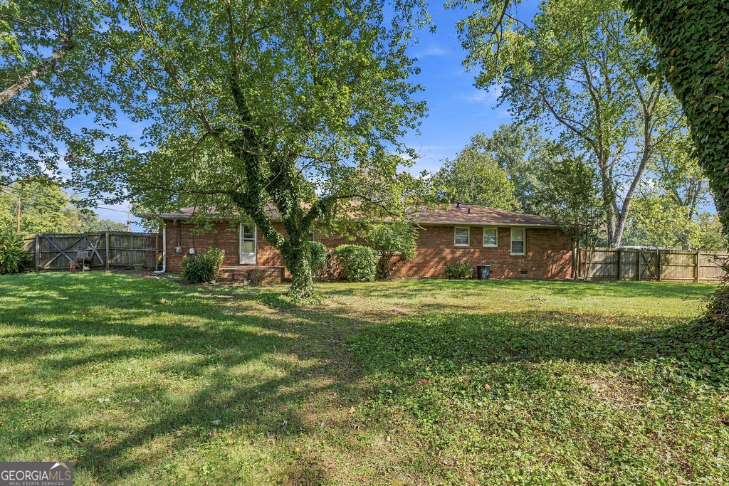 20 Little Valley Road Property Photo 18