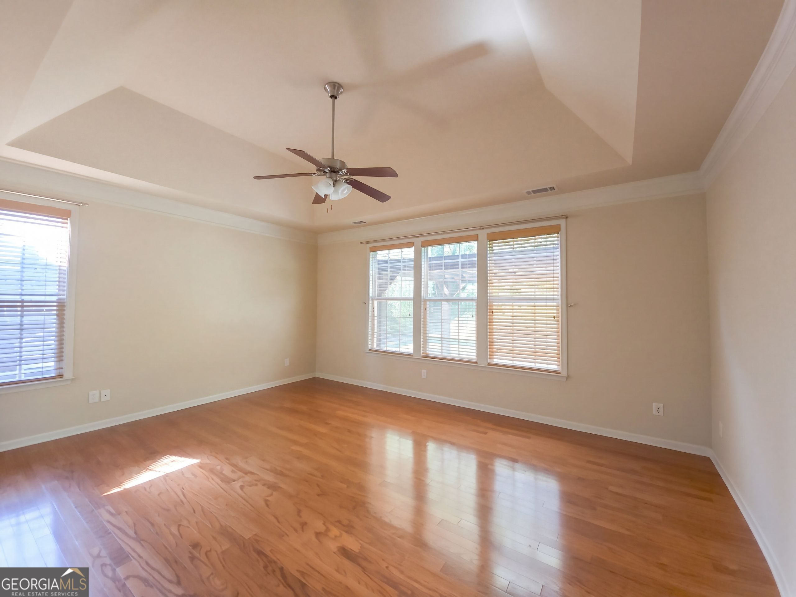 3955 Village Estates Court Property Photo 4