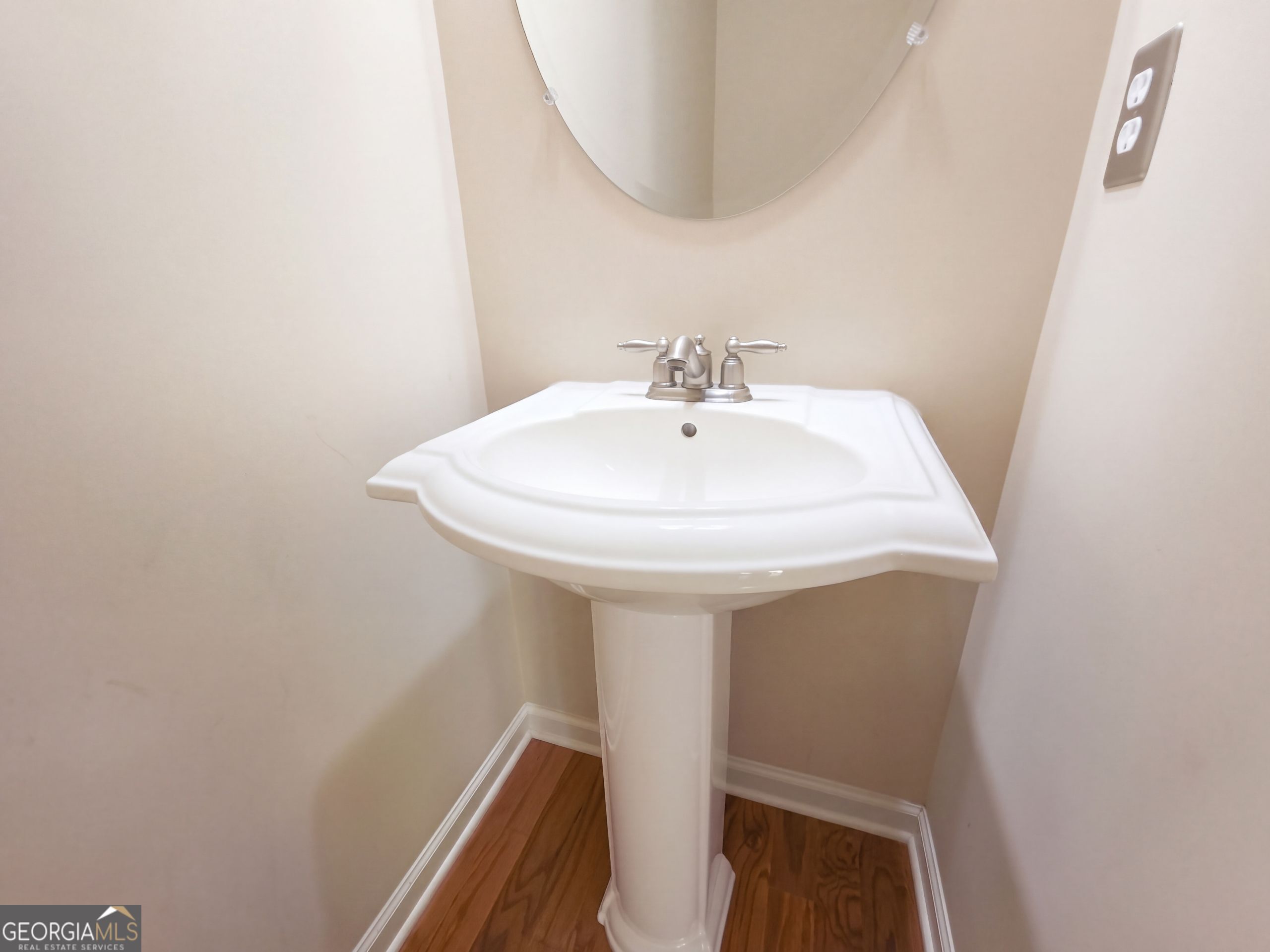 3955 Village Estates Court Property Photo 20