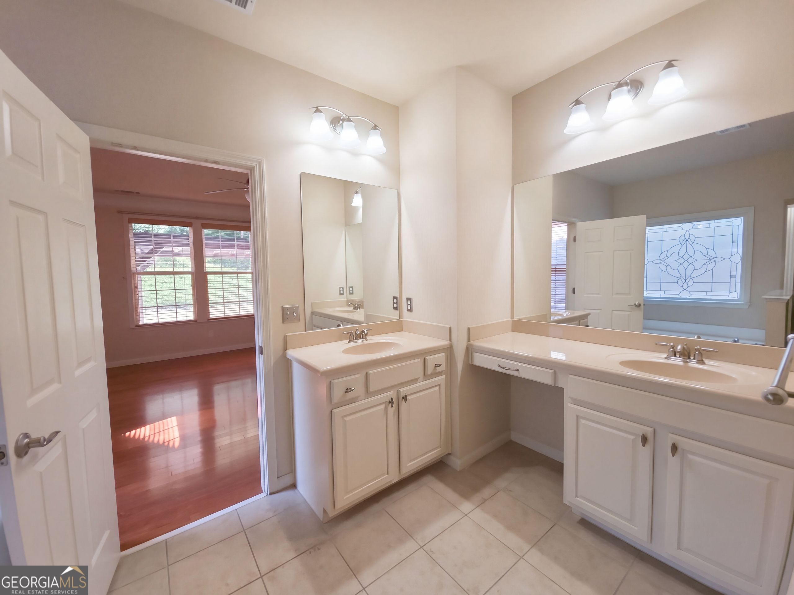 3955 Village Estates Court Property Photo 22