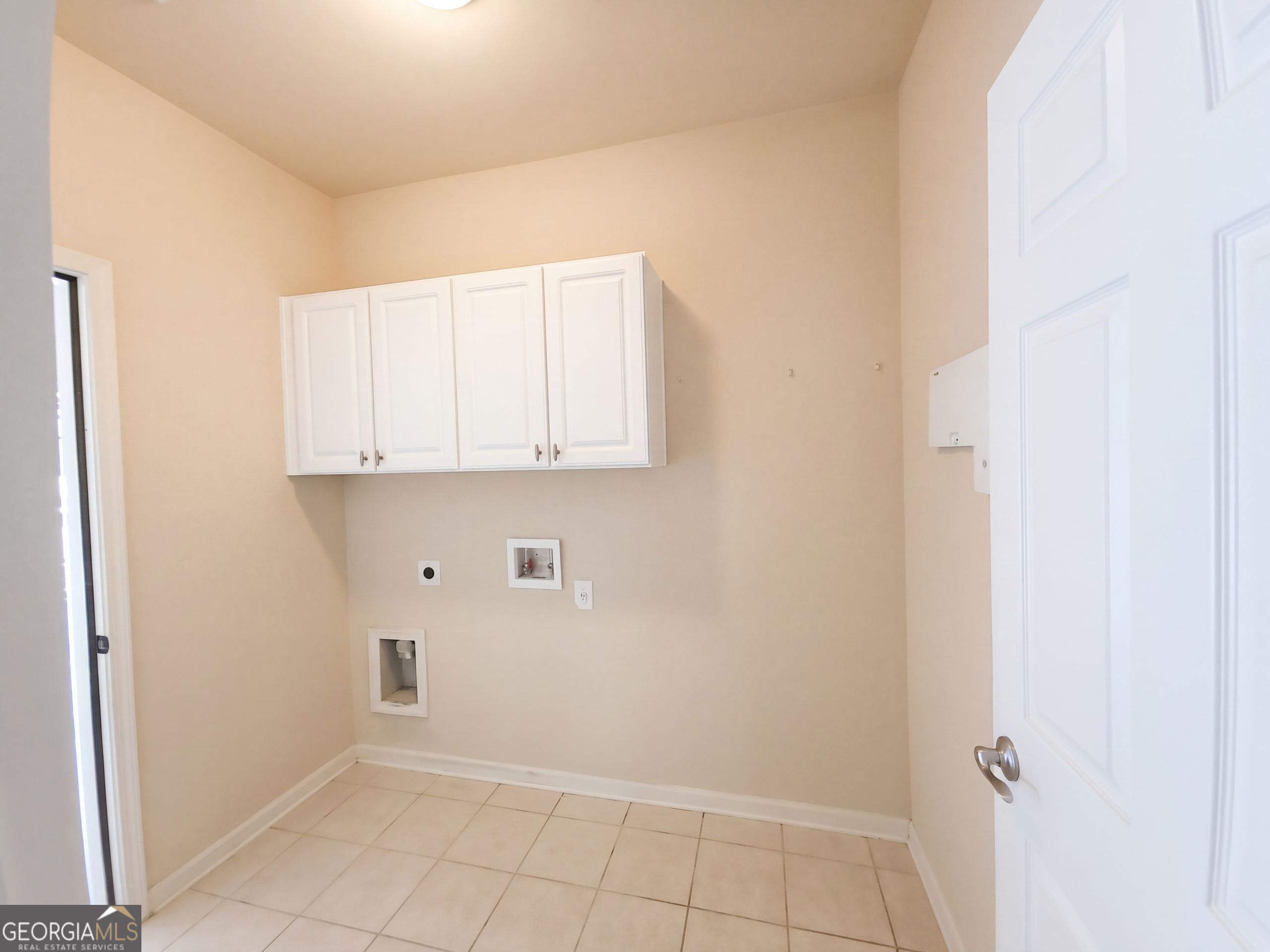 3955 Village Estates Court Property Photo 28