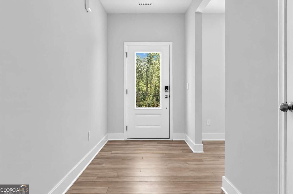 605 Mabry Creek Lane Property Photo 4