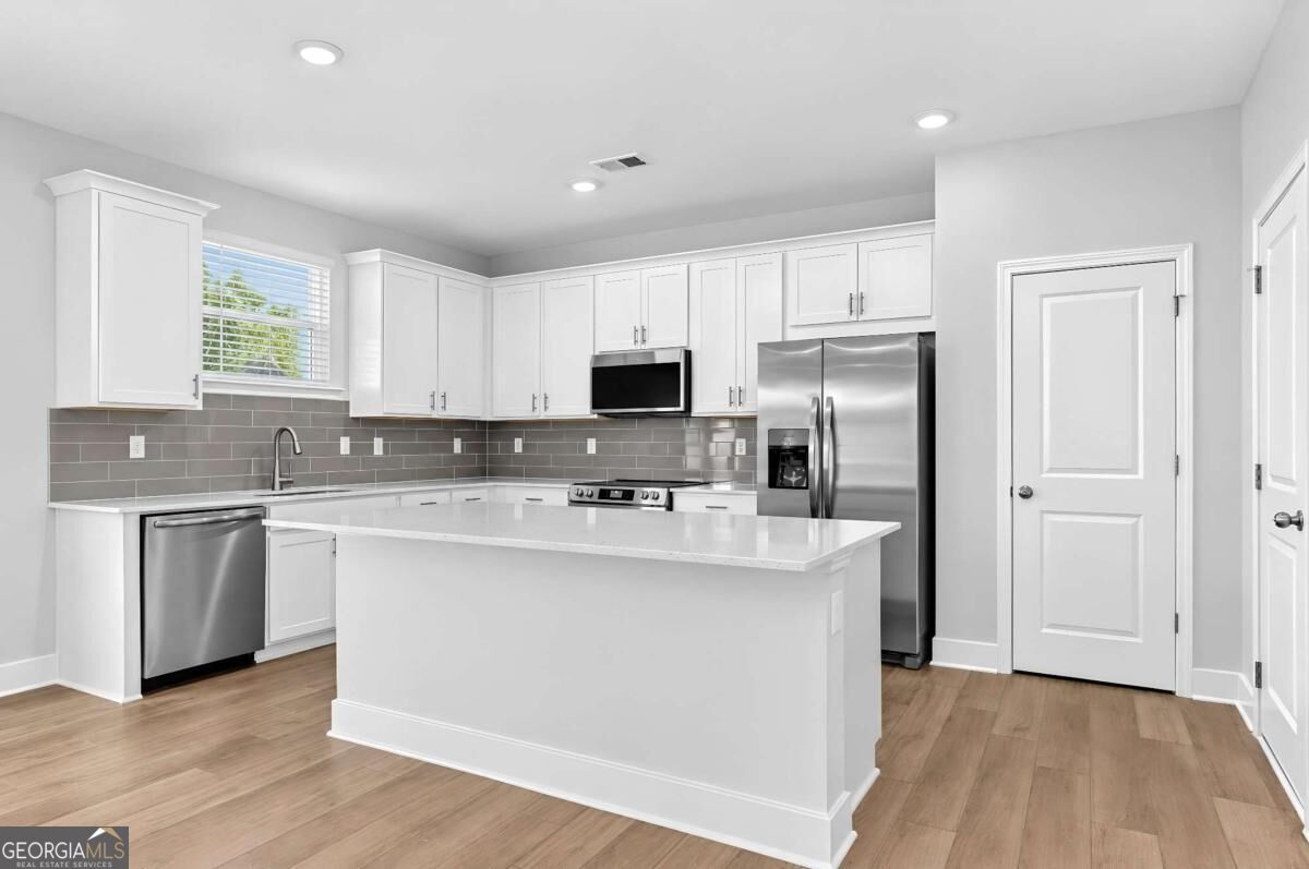 605 Mabry Creek Lane Property Photo 11