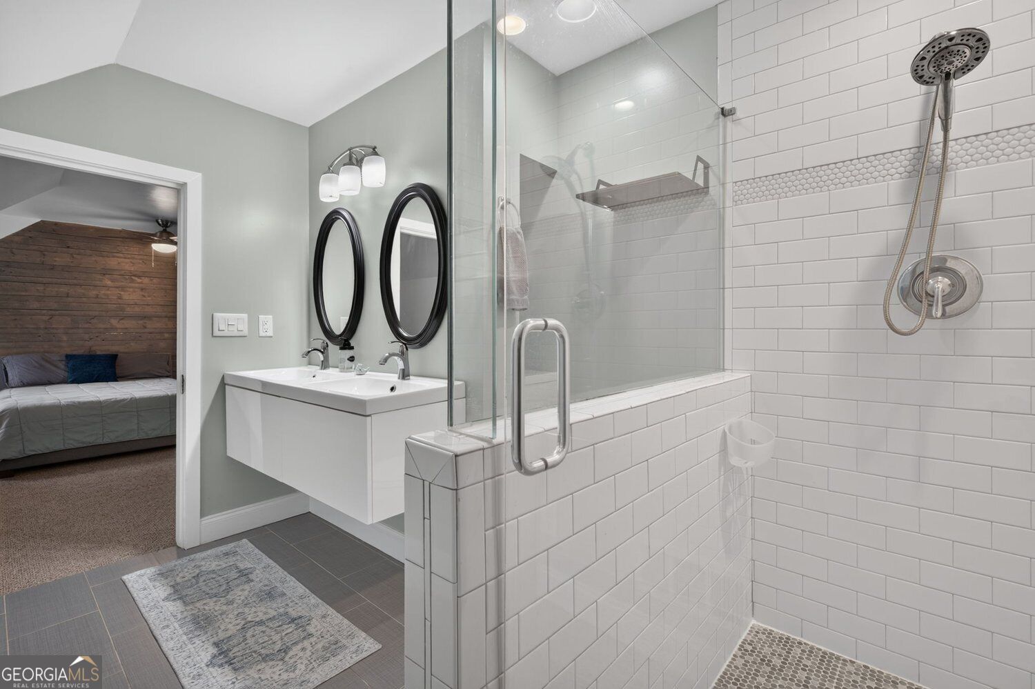 3277 N Whitney Avenue Property Photo 28