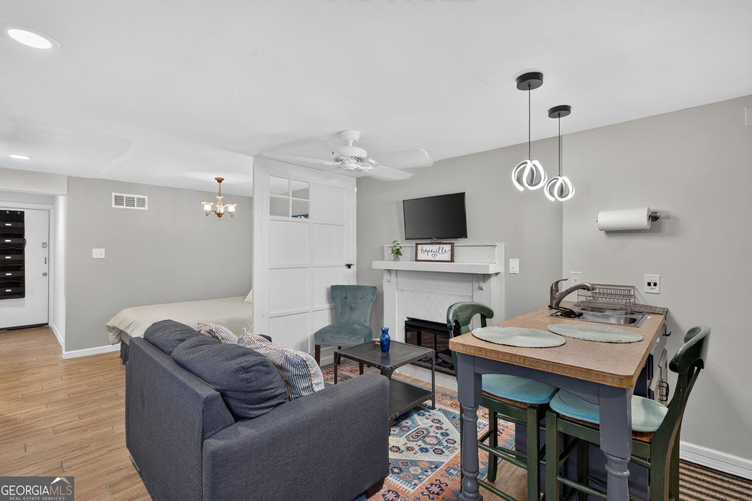 3277 N Whitney Avenue Property Photo 41
