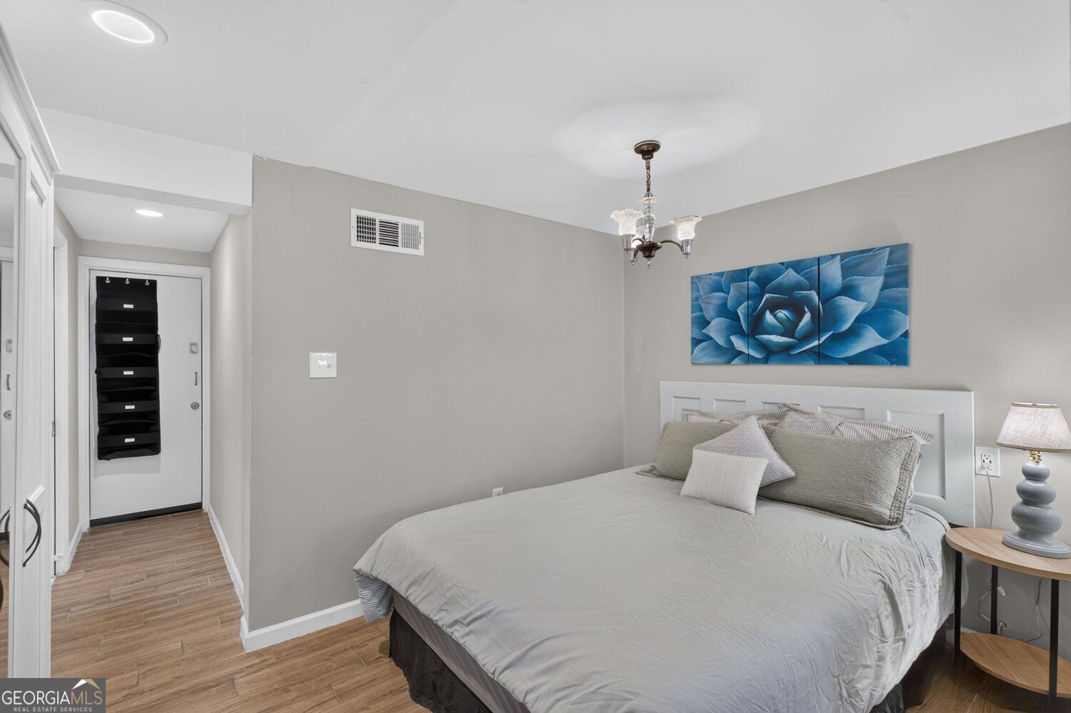 3277 N Whitney Avenue Property Photo 44