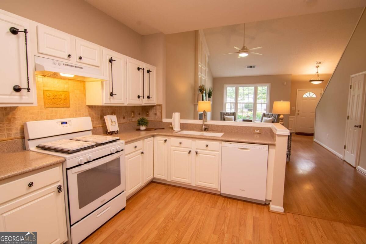5371 Medlock Corners Drive Property Photo 11