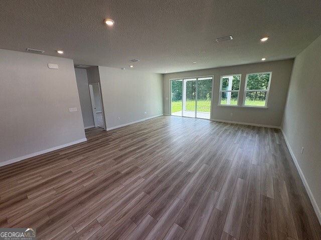 389 Shoreline Drive Property Photo 15