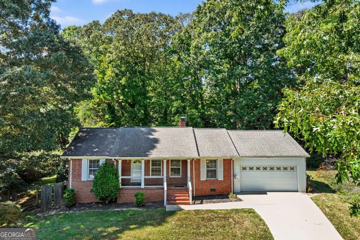 1063 Lakeshore Drive Property Photo 1