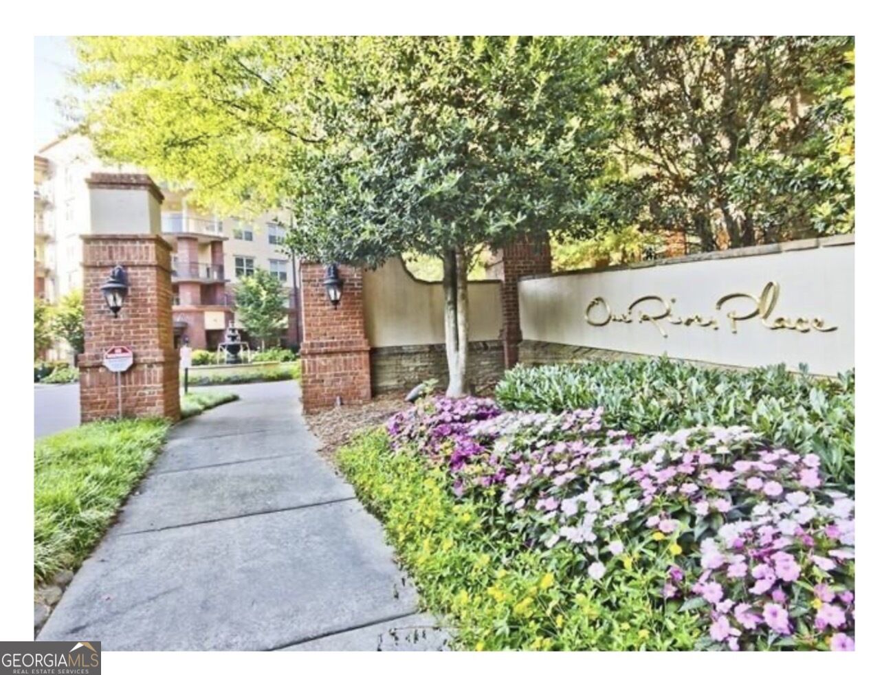 200 River Vista Drive # 716 Property Photo 3