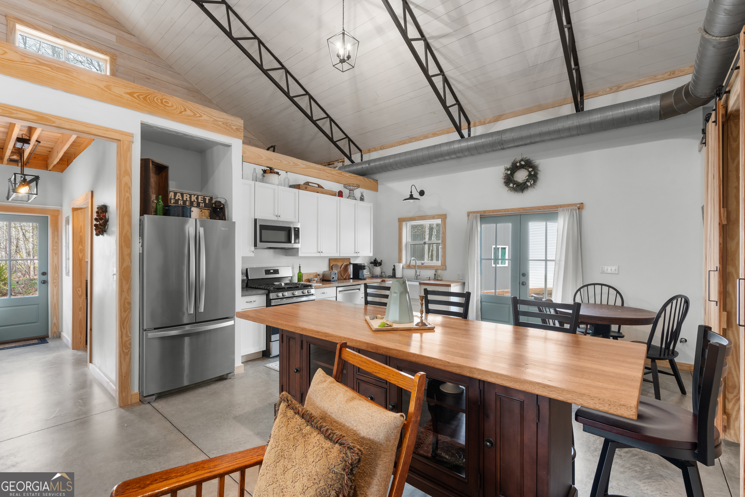 26 Cason Drive Property Photo 4
