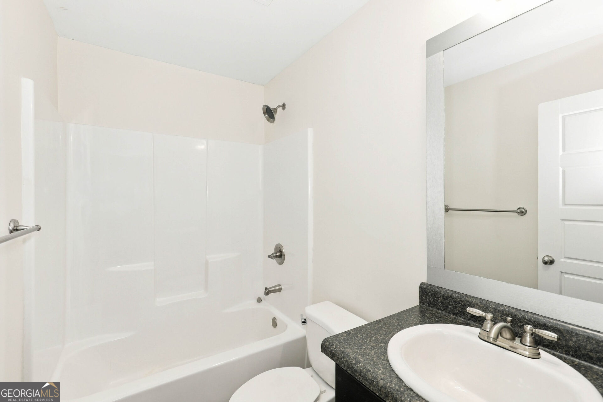 210 Glenview Trail Property Photo 15