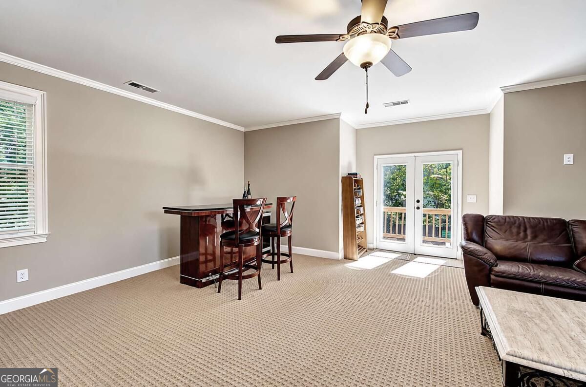 622 West Avenue Property Photo 34