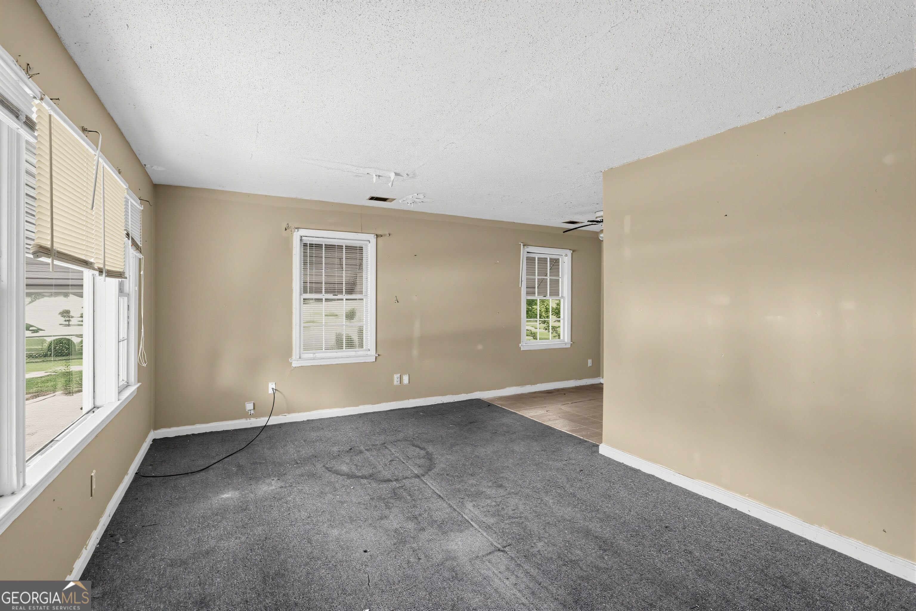 2226 Killebrew Avenue Property Photo 5