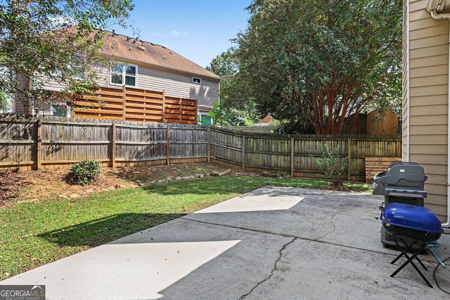 3725 Longlake Drive Property Photo 15