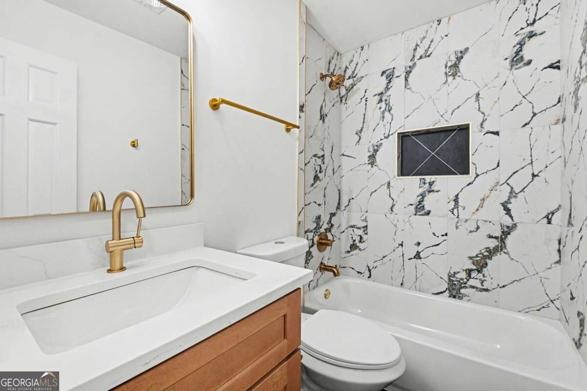 1498 Meadowcreek Court Property Photo 45