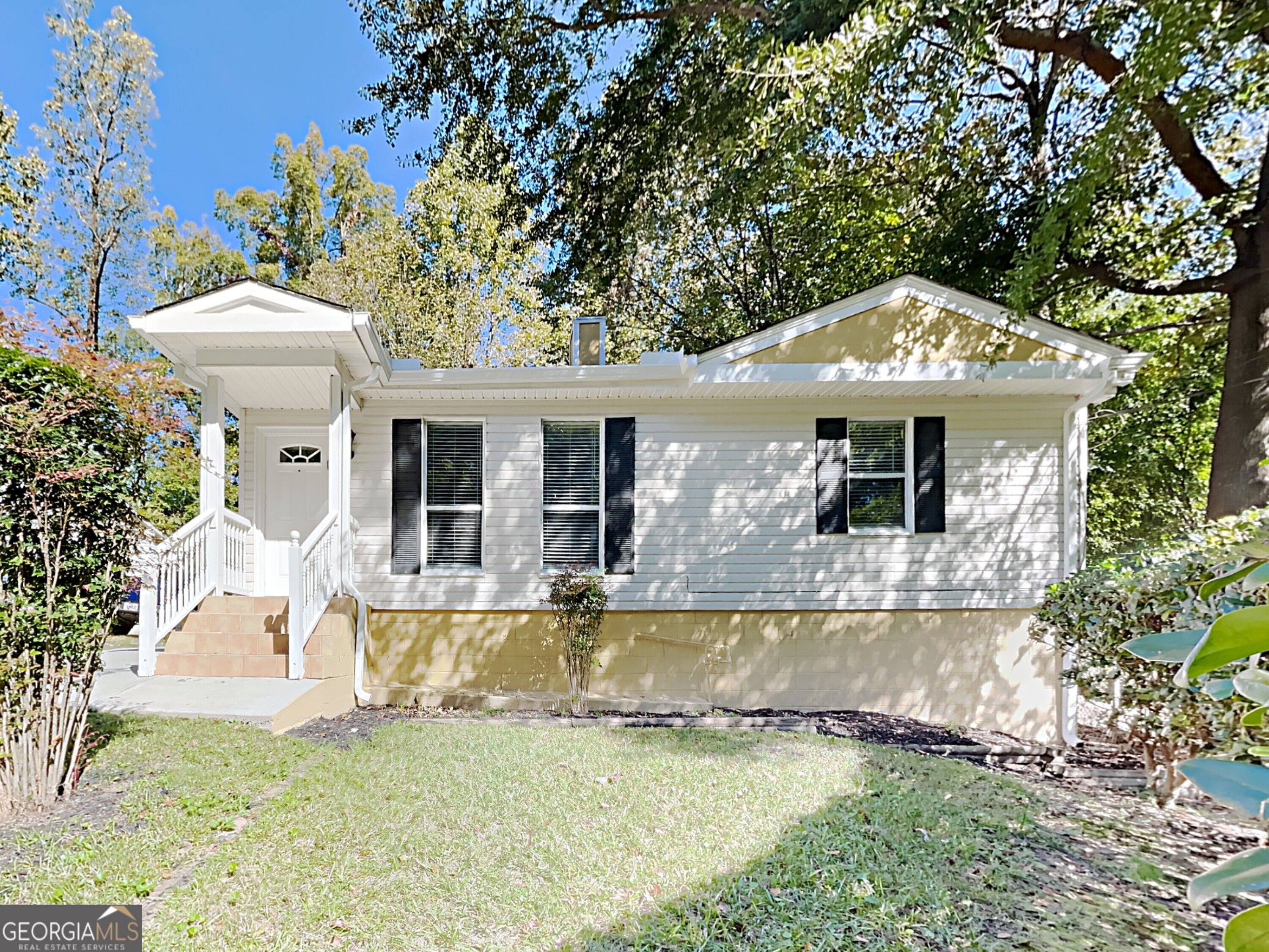 5779 Hillside Drive Property Photo 1