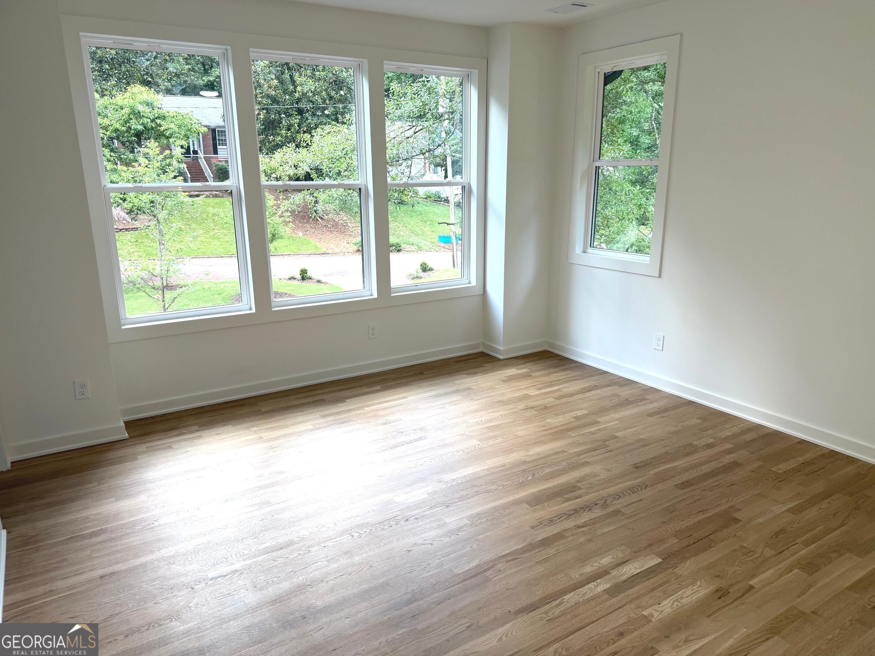 1202 Thomas Road Property Photo 33
