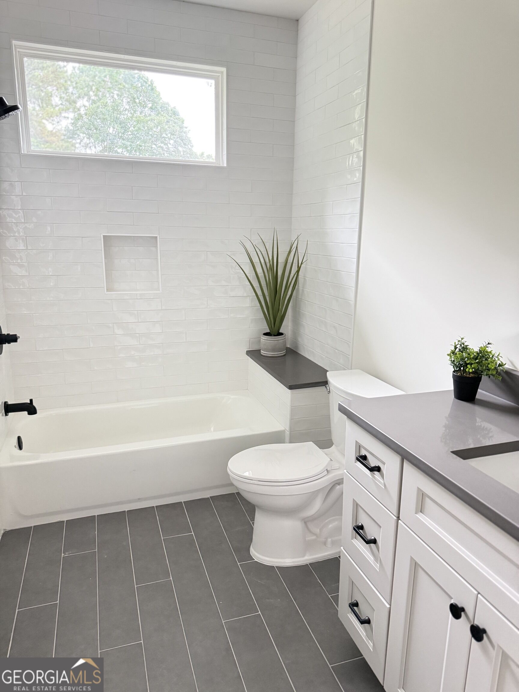 1202 Thomas Road Property Photo 37