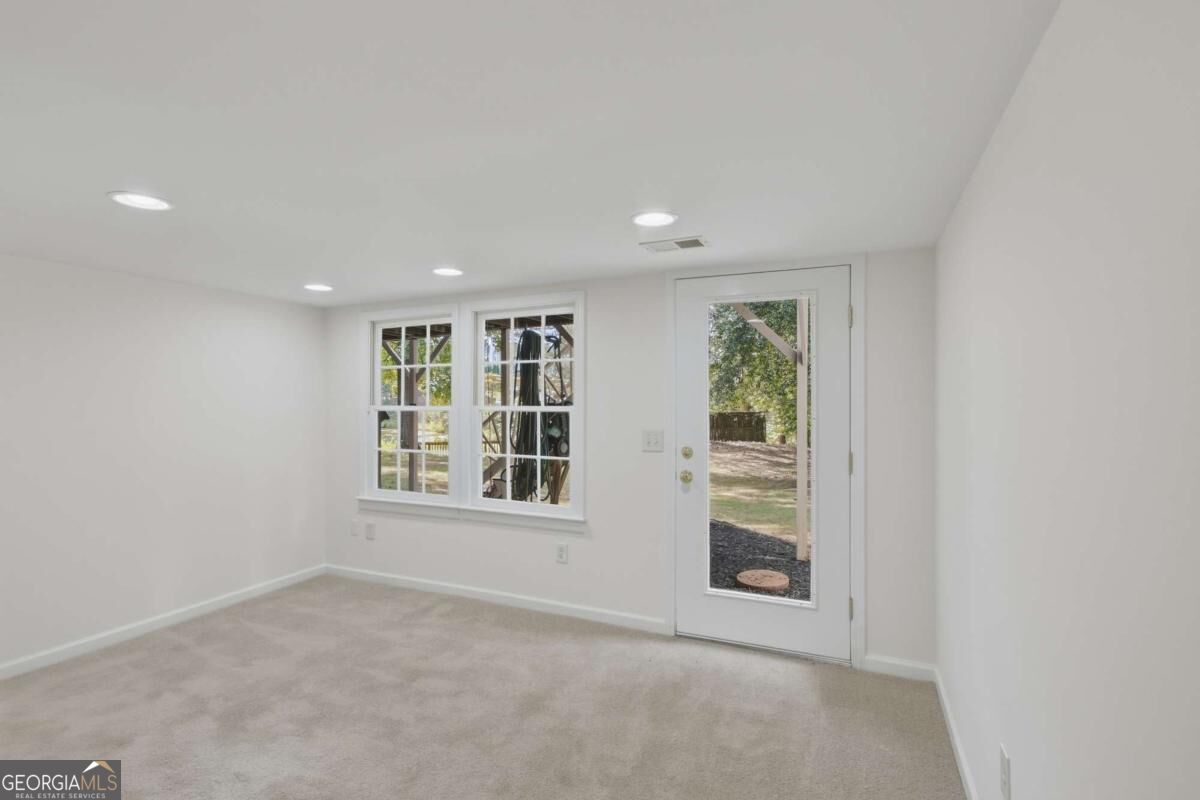 4320 Keheley Lake Court Ne Property Photo 28