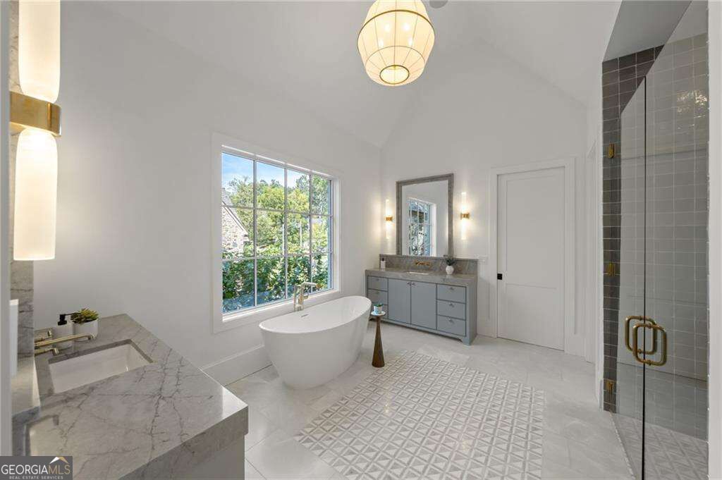 2896 Cravenridge Drive Ne Property Photo 38
