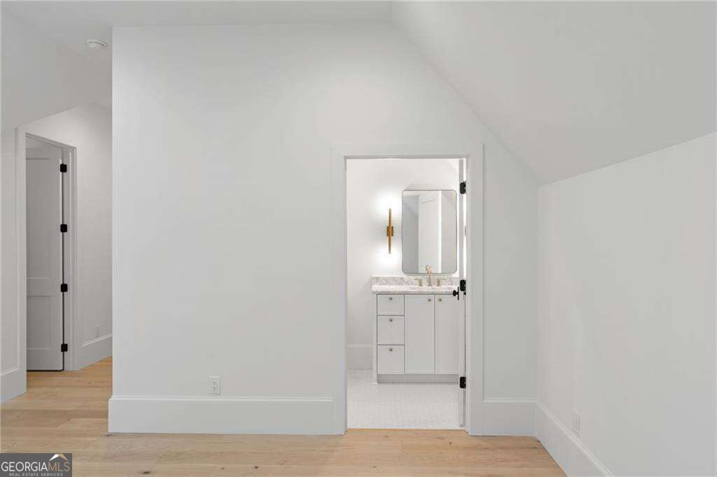 2896 Cravenridge Drive Ne Property Photo 50