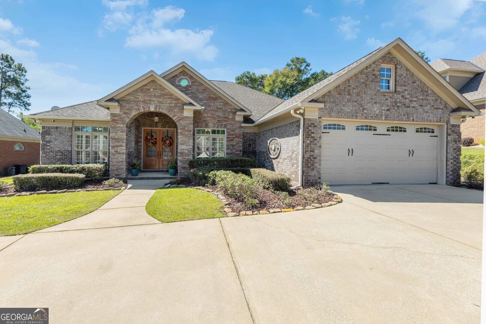 8013 Imperial Court Property Photo 1