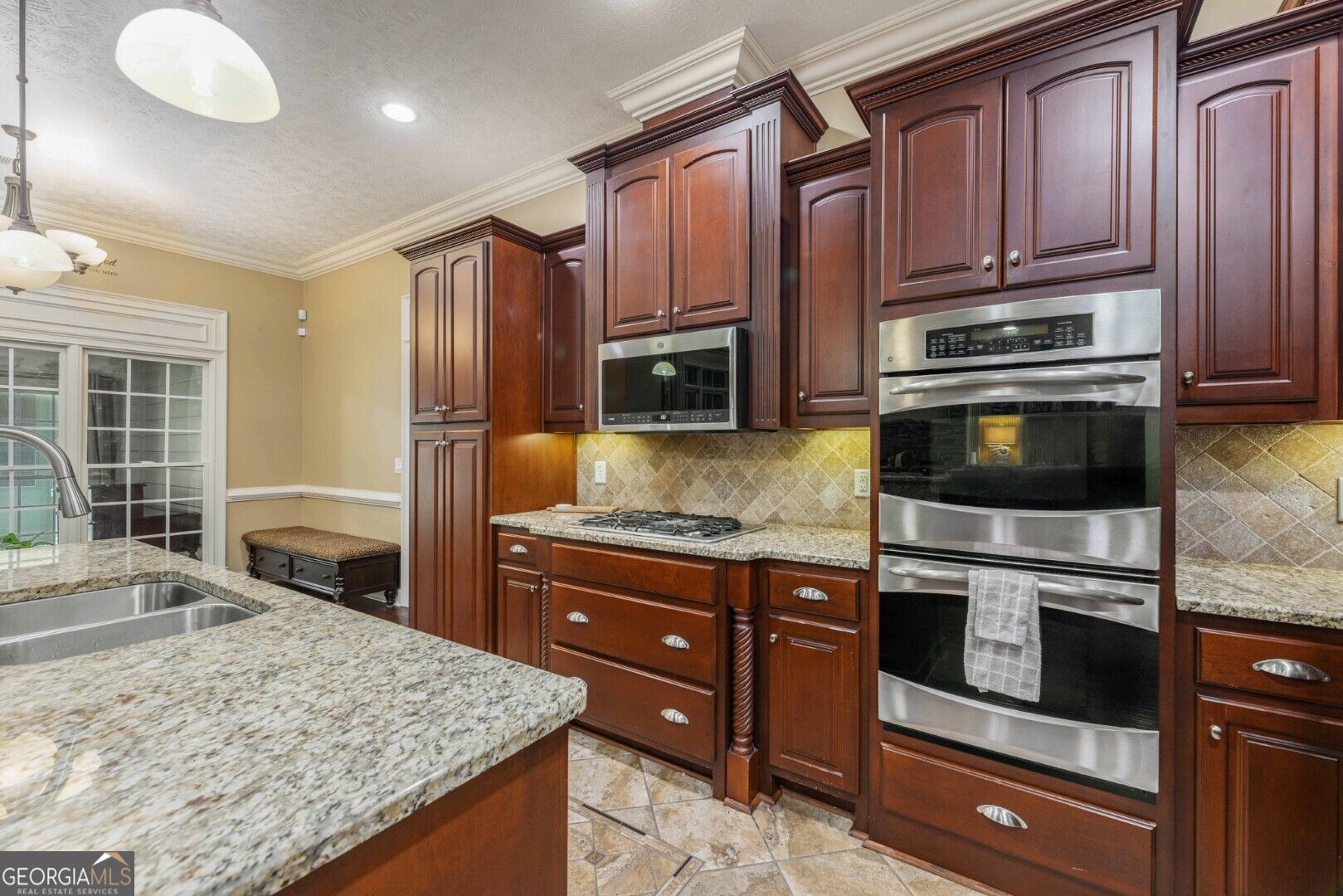 8013 Imperial Court Property Photo 14