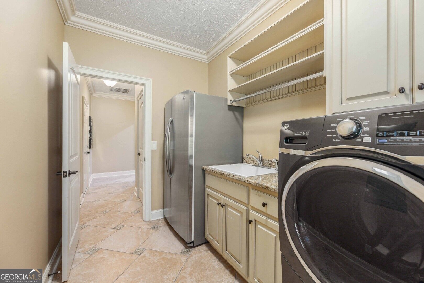 8013 Imperial Court Property Photo 39