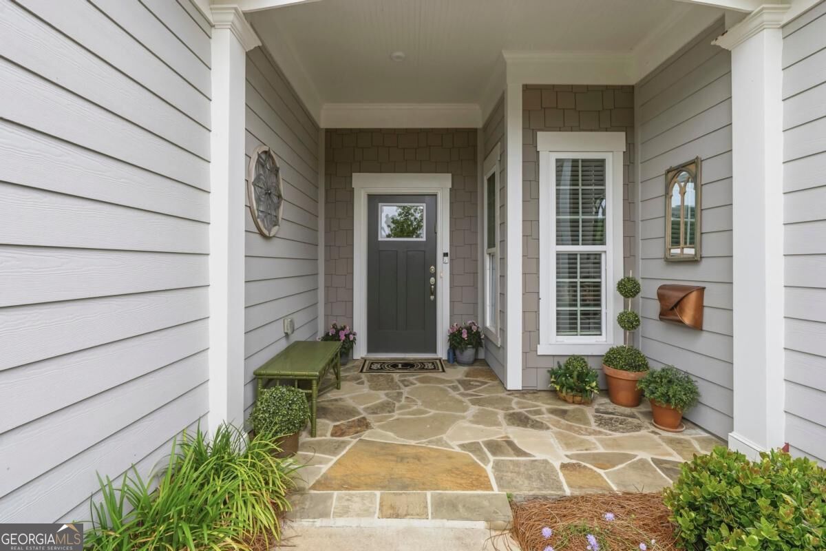 1020 Lake Terrace Bend Property Photo 2