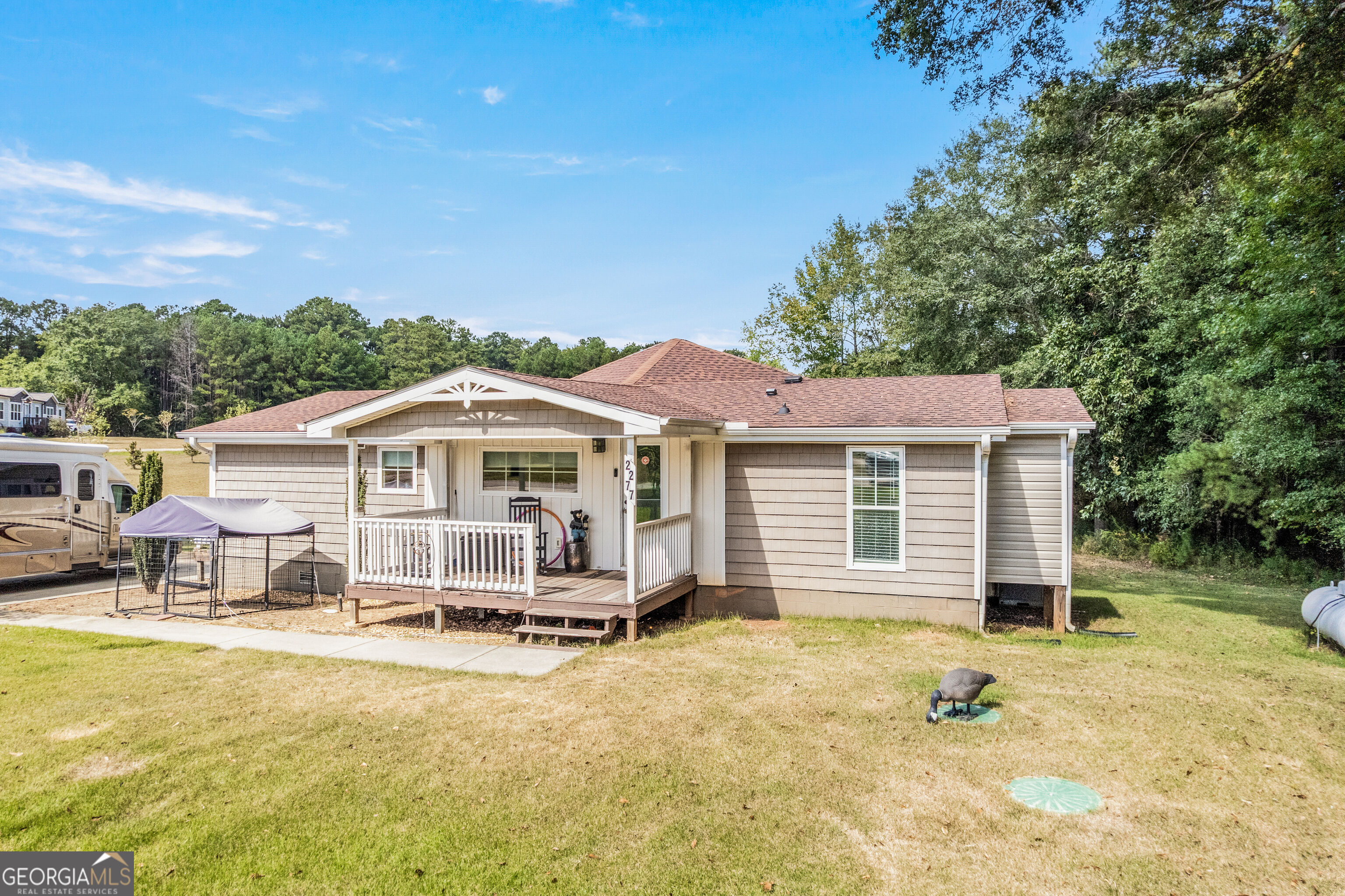 2277 Corinth Road Property Photo 3