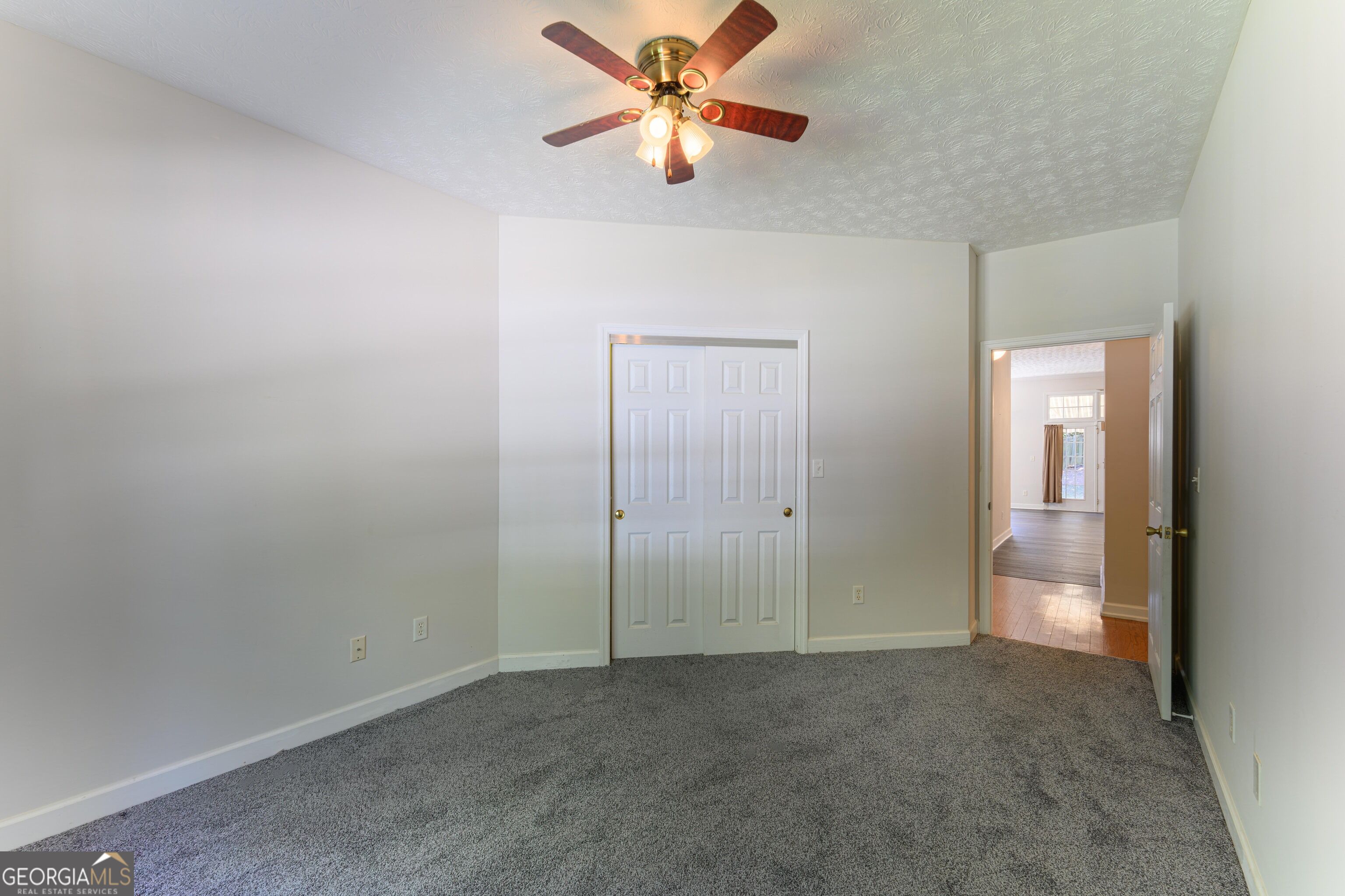 131 Greison Trail Property Photo 6