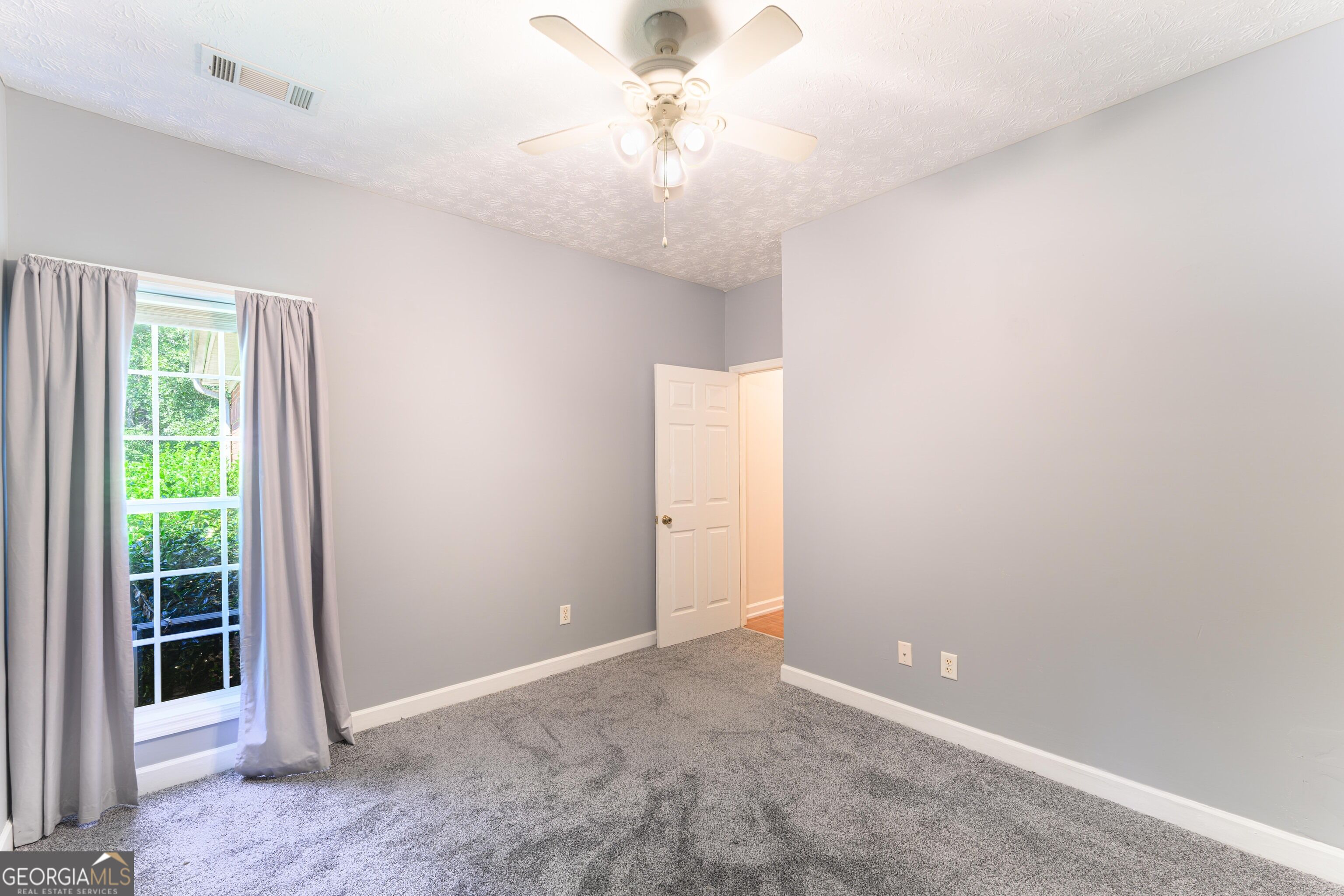 131 Greison Trail Property Photo 8
