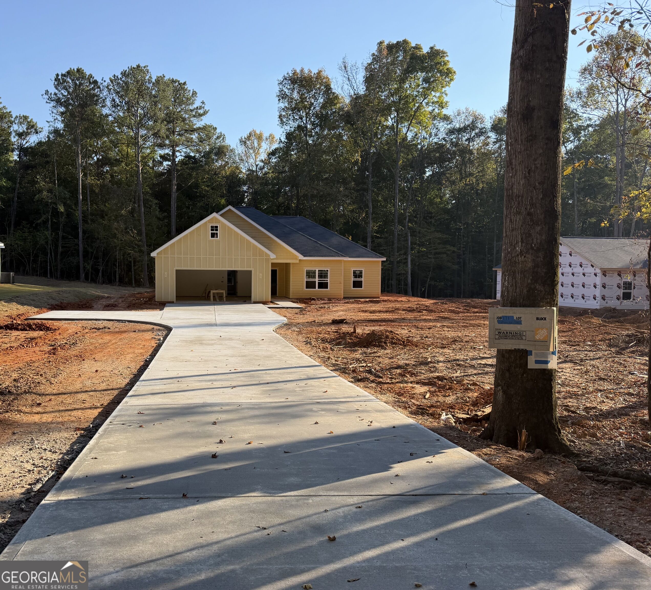 171 Avalee Road Property Photo 3