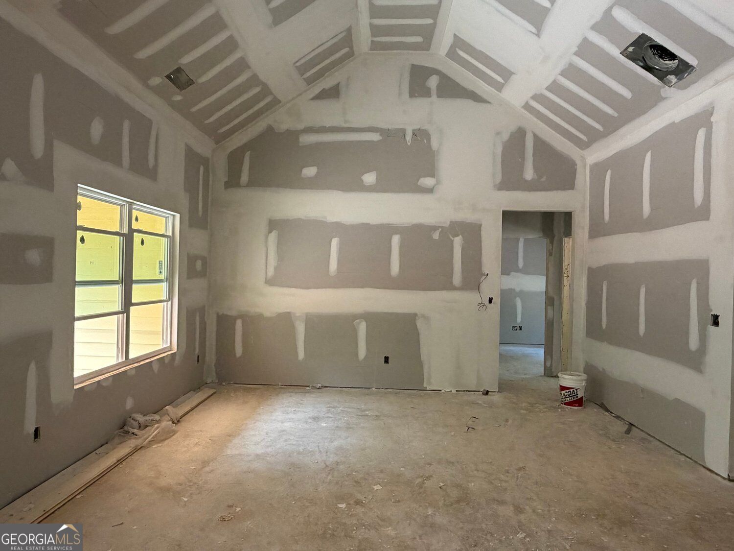 171 Avalee Road Property Photo 8